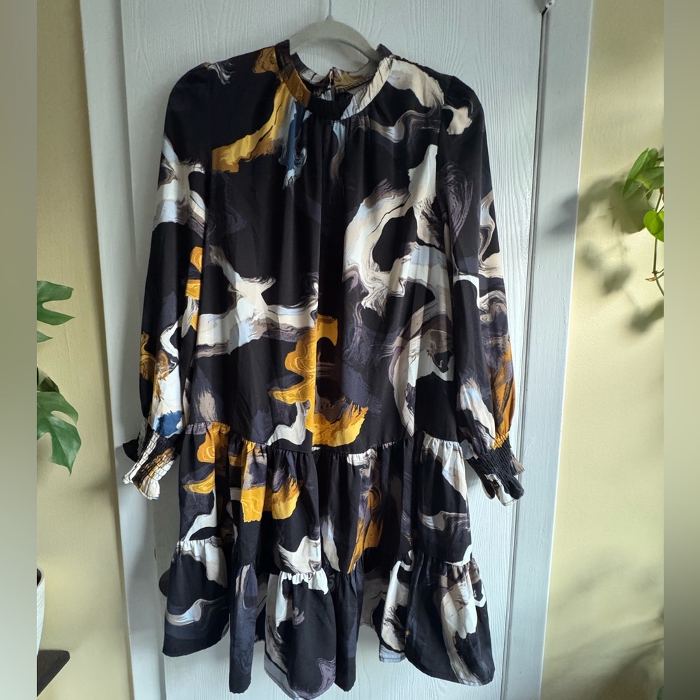 Nine West striking pattern long sleeve dress NWOT